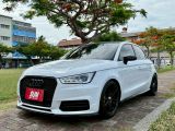 一手車  配備~HID頭燈 衛星導航 安卓機 倒車顯影 怠速熄火 CARPLAY