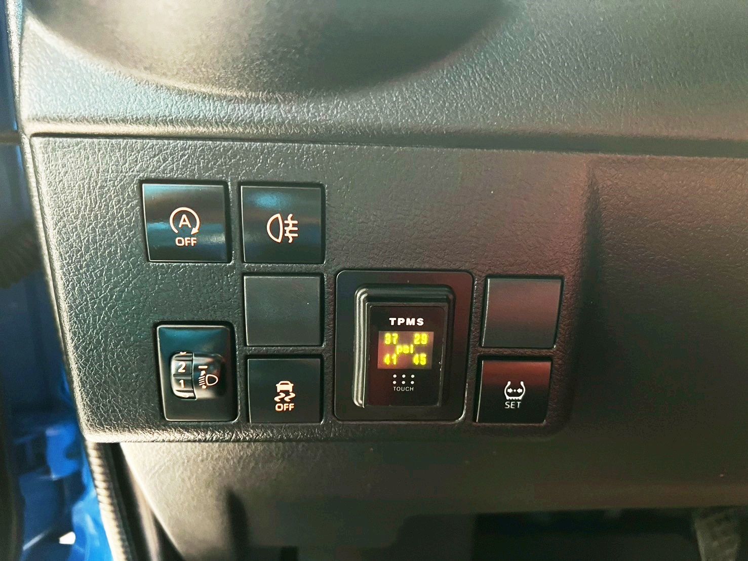 1750389283849705.jpg
