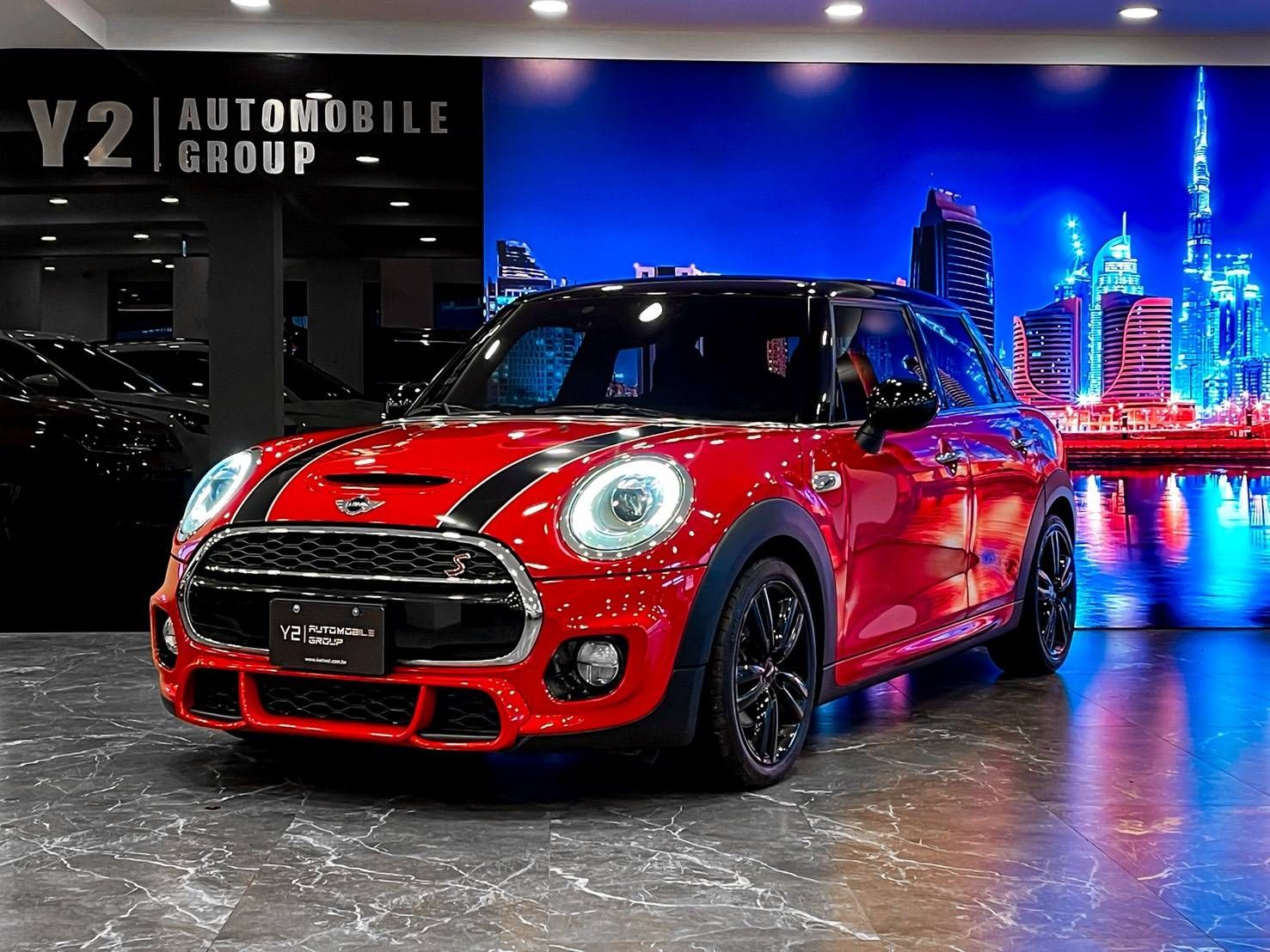Mini Hatch