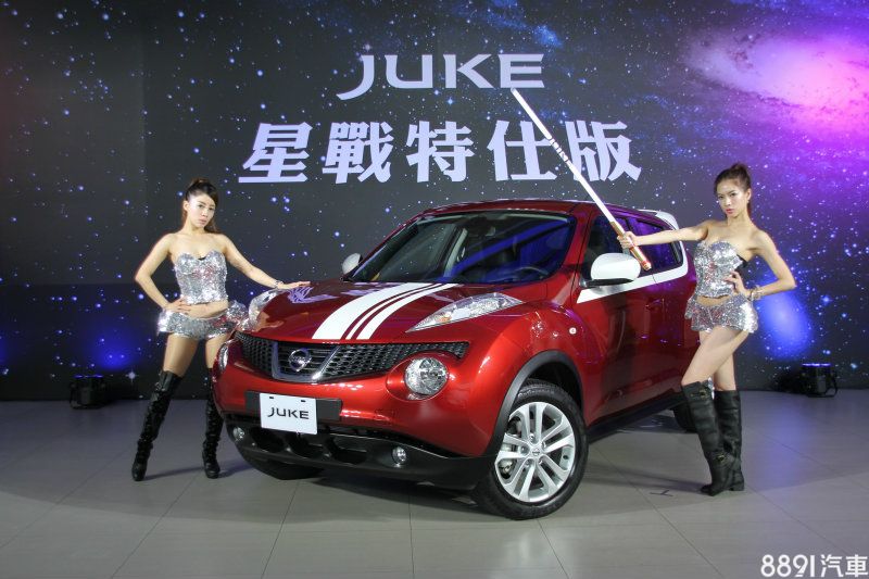 NISSAN JUKE星戰特仕版以原生經典科幻元素,讓引領前衛大膽設計風潮的JUKE加倍吸睛。 NISSAN JUKE星戰特仕版以原生經典科幻元素,讓引領前衛大膽設計風潮的JUKE加倍吸睛。