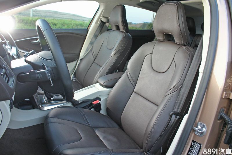 Volvo的座椅向來既舒適且包覆良好，表現堪稱各車廠之最。