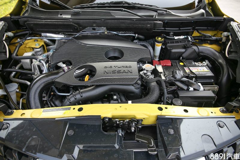 動力系統搭載1.6升渦輪增壓汽油引擎,具備190ps最大馬力與24.5kgm最大扭力表現。