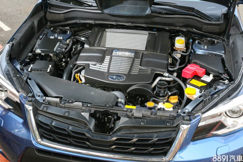 Forester 2.0XT-P採用2.0升F4 DOHC 16V Turbo引擎,可輸出240hp/35.7kgm的最大動力,與CVT無段變速箱的搭配有著不俗表現。 Forester 2.0XT-P採用2.0升F4 DOHC 16V Turbo引擎,可輸出240hp/35.7kgm的最大動力,與CVT無段變速箱的搭配有著不俗表現。