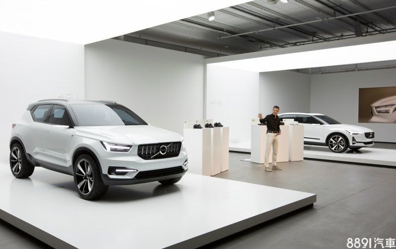 Volvo近幾年品牌年輕化發展成績有成,產品設計與實力都有躍進呈現,但品牌傳達出的豪華感仍不比歐洲高級品牌,這也讓整個集團思考未來之路。 Volvo近幾年品牌年輕化發展成績有成,產品設計與實力都有躍進呈現,但品牌傳達出的豪華感仍不比歐洲高級品牌,這也讓整個集團思考未來之路。