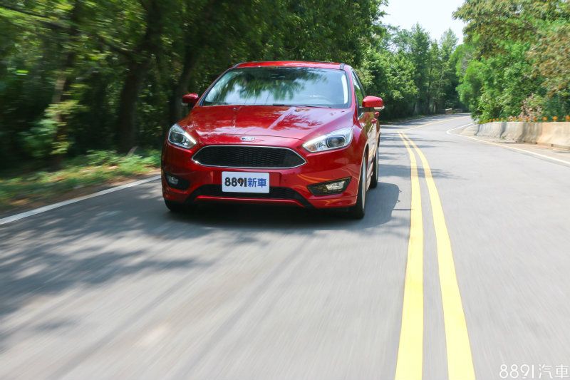 180hp的帳面數據不算小，要應對日常行駛絕對夠用，但要論及性能感受，SelectShift手自排似乎又過於溫馴了點，若能搭配現行Mondeo TDCi的PowerShift自手排應該更對味。