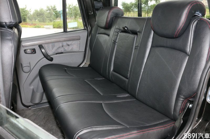 因應台灣法規，貨卡車型本應不該出現後排座椅，據當日訪談了解，經銷商已跟公家單位商討中，至於後續能否得到改善回應，還待正式上市訊息。