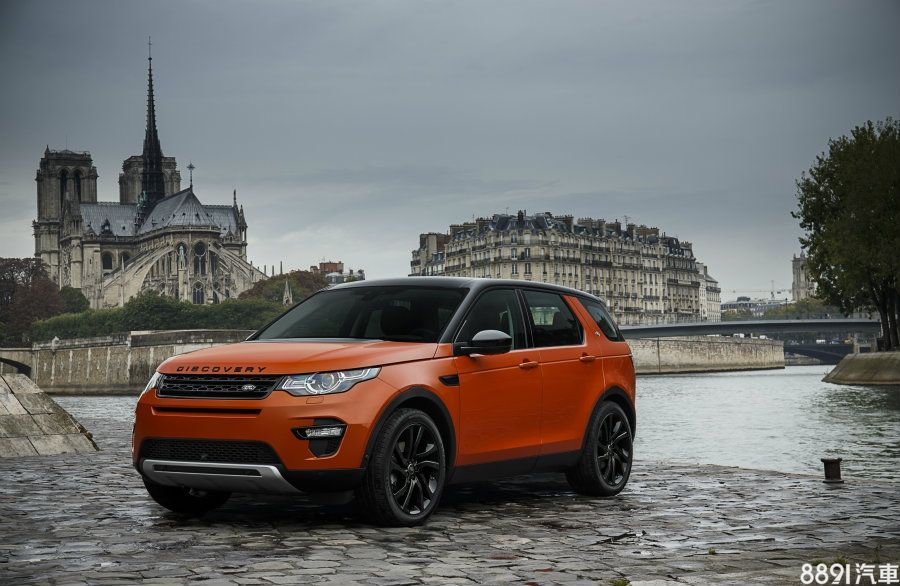 Discovery Sport車系也順勢宣布兩款新增車型,分別有2.0Si4 S汽油與2.0TD4 S柴油兩種動力選擇,價格則同樣是199萬元,與XE Prestige 20t的情況相同,成為Land Rover最易入手的車型。
