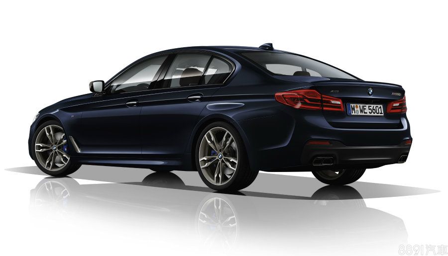 有趣的是,同樣是性能二軍,BMW派出的M550i xDrive在動力級別硬是比賓士AMG E43高上一截,也讓人好奇屆時一哥M5會有何水準表現。