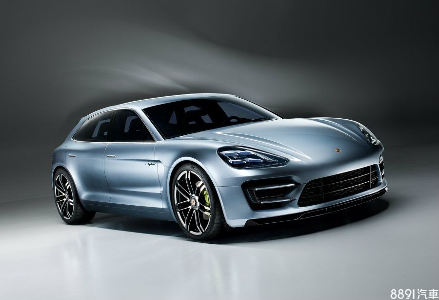 有傳聞M.Benz將會把CLS之名純粹使用在AMG車型上,用以對抗Porsche Panamera,但剛好相反的是,Panamera車系卻一直傳出Wagon版本即將問世的消息,日前據稱將會在2017年的日內瓦車展上正式推出。(圖為2012年時原廠發表的Panamera Sport Turismo概念車)