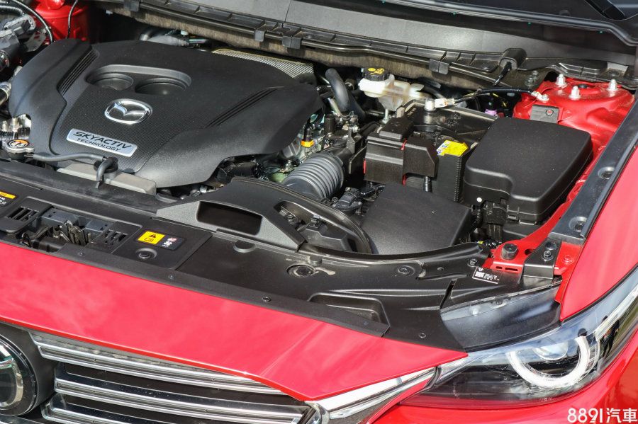這具2.5升渦輪心臟是以Skyactiv-G 2.5自然進氣版本衍生而來，補足了自家200hp以上的引擎陣容，也是Skyactiv世代的首具汽油渦輪動力，對於Mazda自家車系發展具有相當影響性。