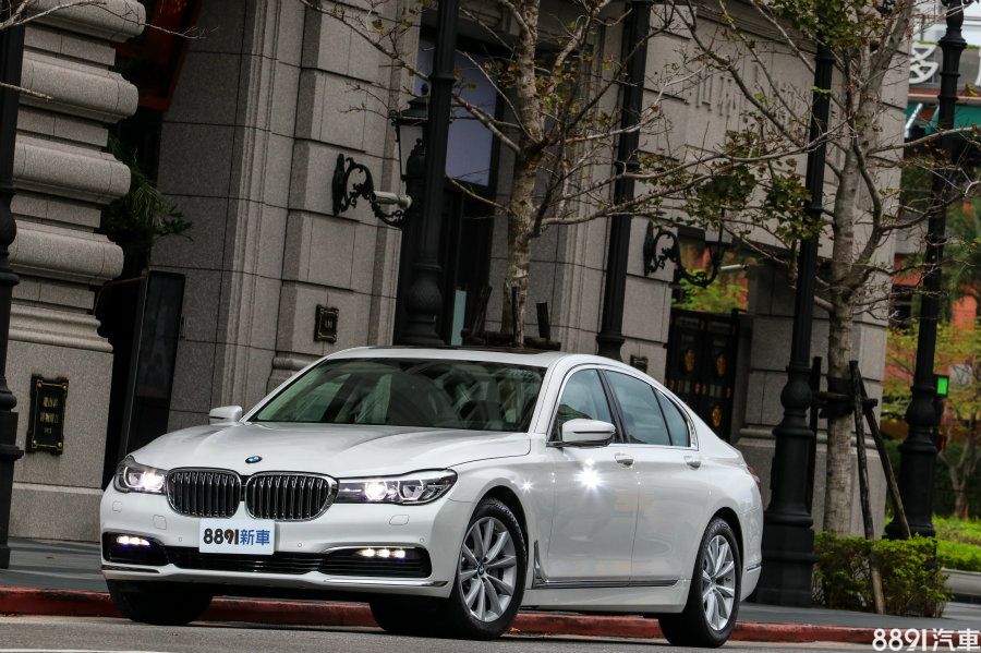 入門依然尊寵bmw 730i 配備篇 81汽車