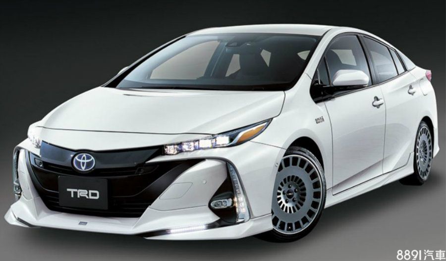 斯文小生變運動型男prius Phv Trd套件帥氣加持 81汽車交易網 買車 先上81 最新專業新車資訊 嚴選中古車