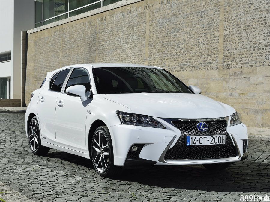 CT200h為Lexus中最高分者,目前也已邁入產品末期,而根據消息,有可能不再推出後繼車款,入門級距將改以流行的小型跨界休旅取代。