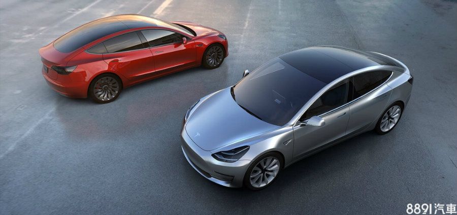 售價更為親民的Model  3，一次充電可提供345公里的續航里程。