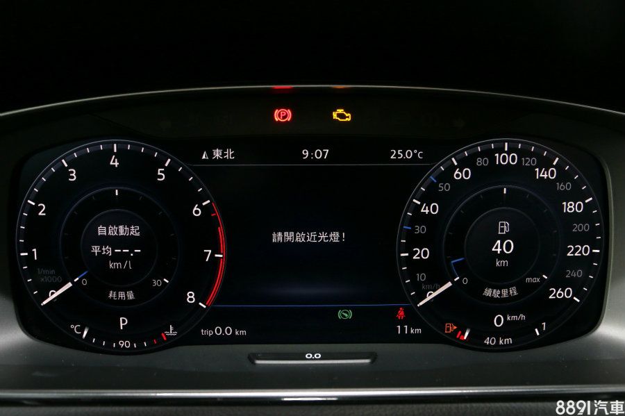 12.3吋液晶螢幕是280TSI HL車型以上的標準配備,這在Passat、Tiguan車系上都已可見到,算是品牌模組化的配備項目,科技性、炫目感比起一般傳統指針類比式有破錶級的呈現。