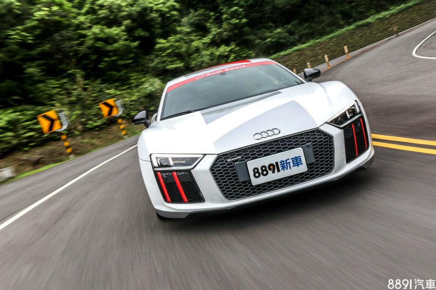 又快又親民的鋼鐵人audi R8 V10 81汽車交易網 買車 先上81 最新專業新車資訊 嚴選中古車