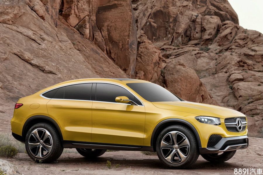 2014年的北京車展，M.Benz展出Concept Coupe SUV（上圖），接著於2015年的上海車展，GLC Coupe Concept問世（下圖），直指BMW X4而來，且設計極具成熟度，與量產版本已相去不遠。