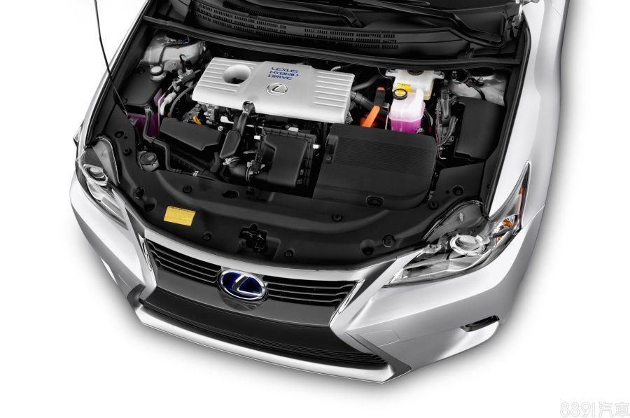 動力維持1.8升油電混合引擎,綜效輸出136hp。