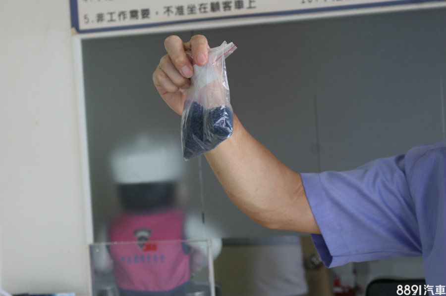 在基材技術上,之後將邁向功能導入基材的作法,省略二次加工的步驟,如此不僅不影響效能,更能將隔熱紙壽命推向長久。