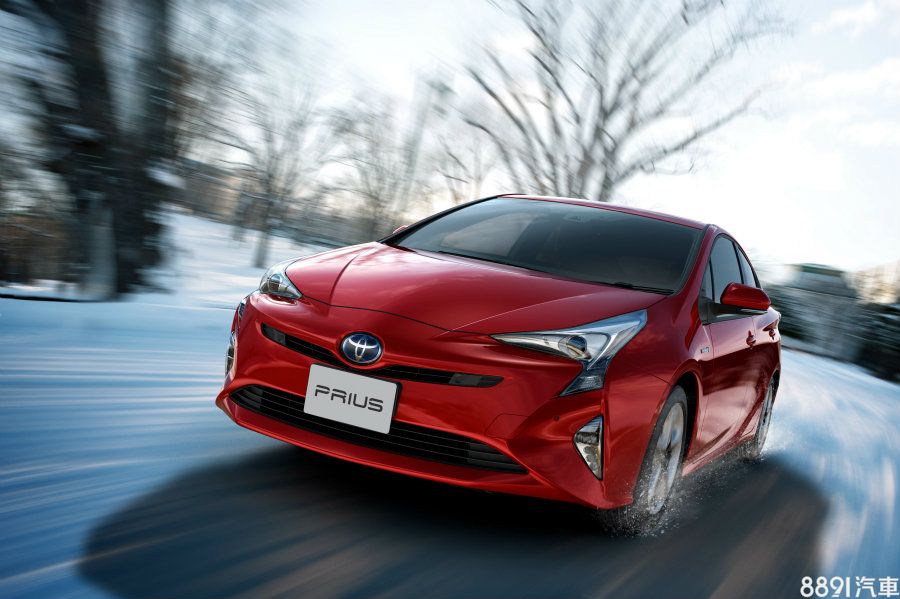 2015年底上市的四代Prius,為日本乘用車銷售排行榜常勝軍,8月以10417的掛牌數,輸給小改Aqua的10870輛。