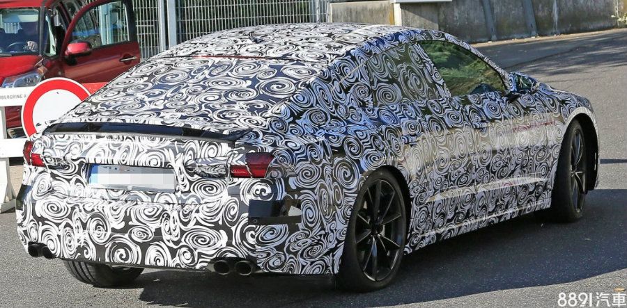 （圖為國外捕獲的新一代A7偽裝測試車）