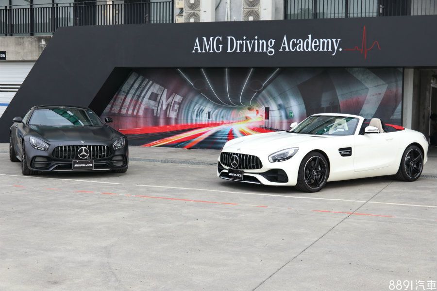 （圖為AMG GT C Edition 50、AMG GT Roadster）