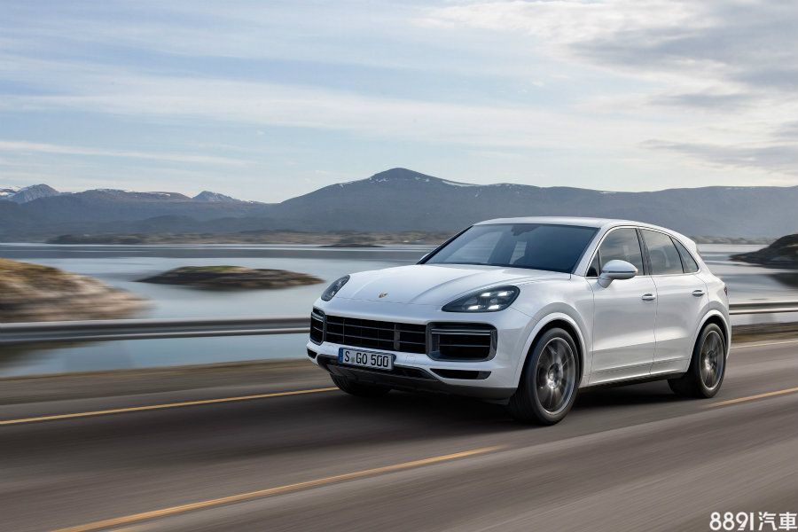 保時捷官方稍早曾證實新一代Cayenne Turbo S E-Hybrid將與Panamera Turbo S E-Hybrid共用動力機組。