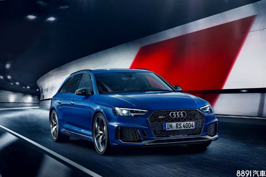（圖為新一代RS4）