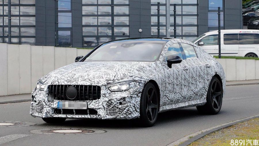 (圖為國外捕捉到的AMG GT四門轎跑偽裝測試車)