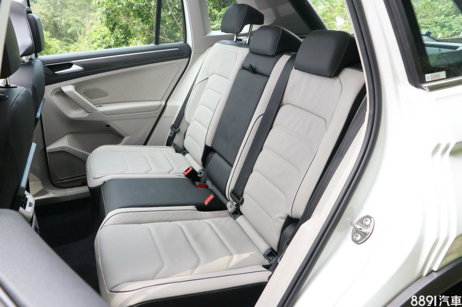 (圖為\'17年式400TDI R Line)