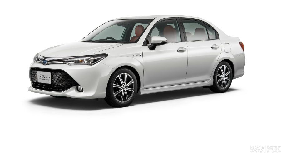 （圖為現行日規Corolla四門房車，日本稱作Corolla Axio）