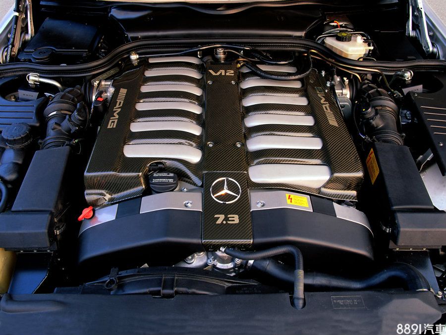 1995年推出的AMG SL73，搭載代號為M120的7.3升V12自然進氣引擎，最大出力突破500hp。