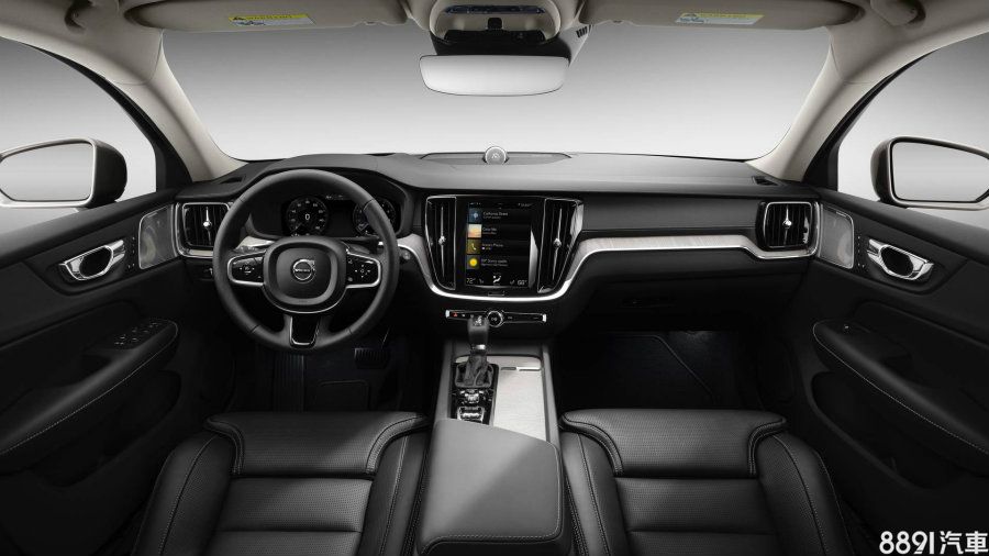 （此為新世代V60內裝）