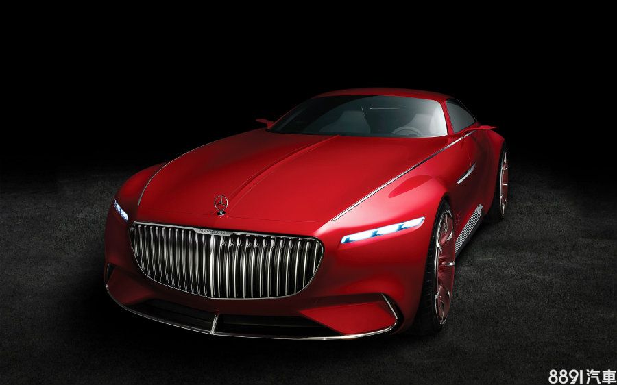 由Vision Mercedes-Maybach Ultimate Luxury外觀可見諸多元素，均與先前的Vision Mercedes-Maybach 6有異曲同工之妙。 