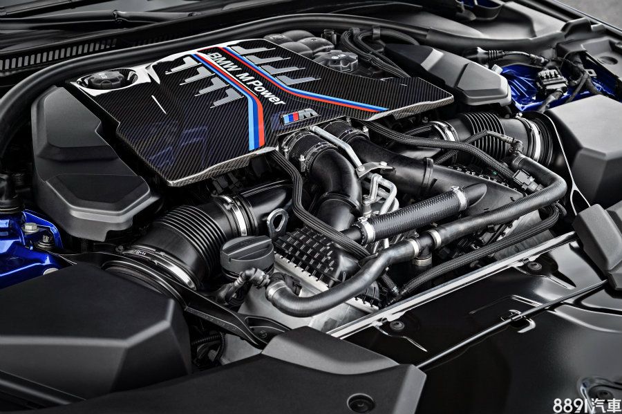 現行BMW M5上所搭載的4.4升V8雙渦輪增壓汽油引擎,有望成為X5 M的動力源,輸出預計可達600hp以上。