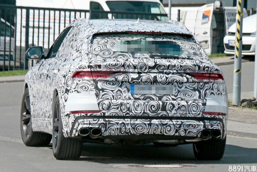 (圖為Audi RS Q8外觀間諜照)