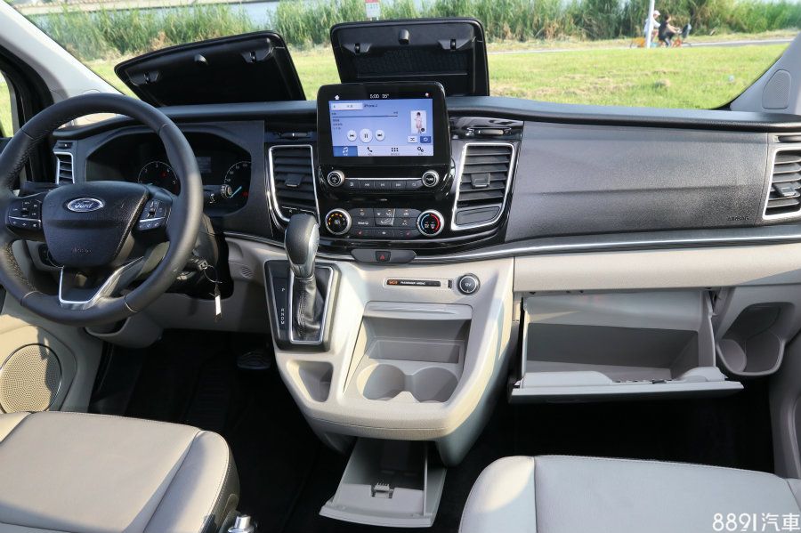 圖為長軸車型。