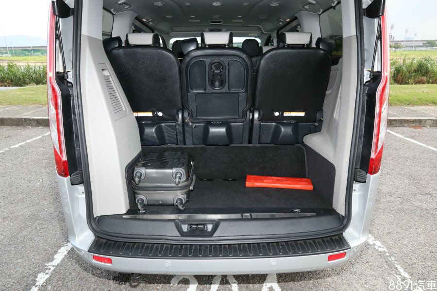 圖為短軸車型。