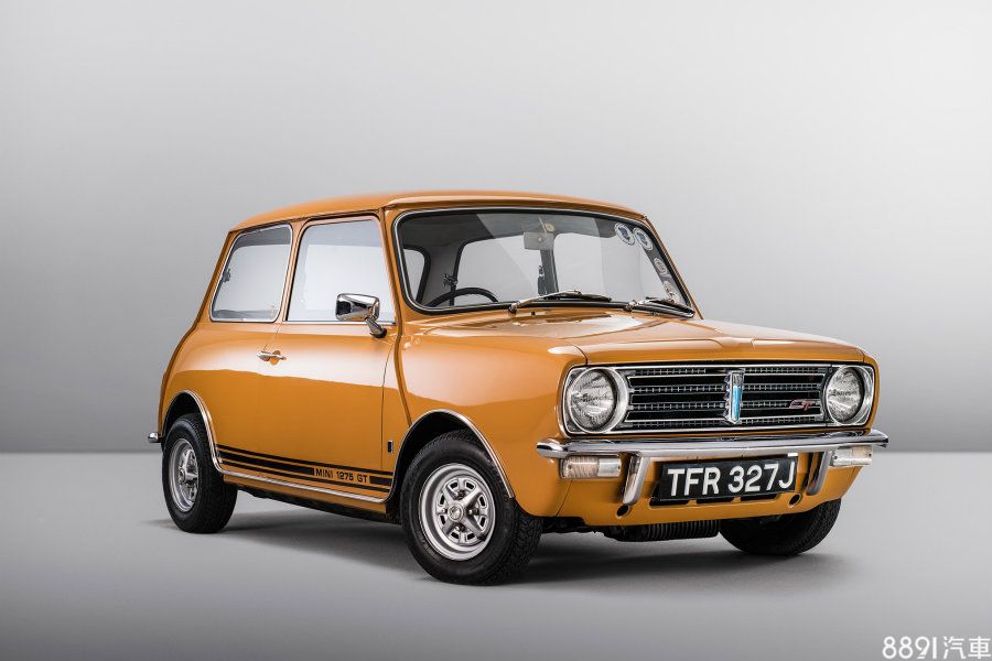 1969年推出的1275 GT，由Mini Austin的998c.c.引擎擴缸至1275c.c.而得其名，特色為方正的車頭設計，2017年時，英國Mini也曾為紀念此車發表限量版1499 GT。