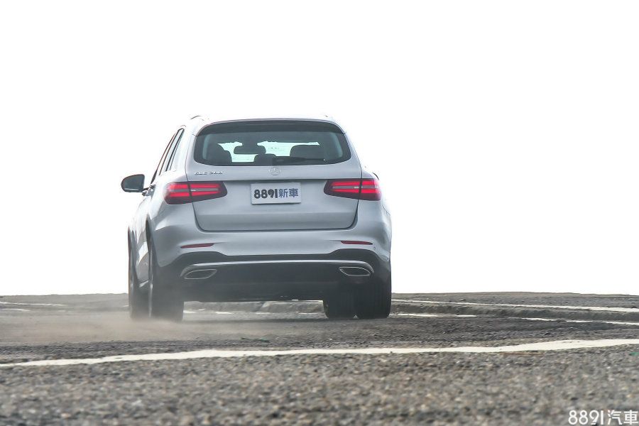 Mercedes-BenzGLC