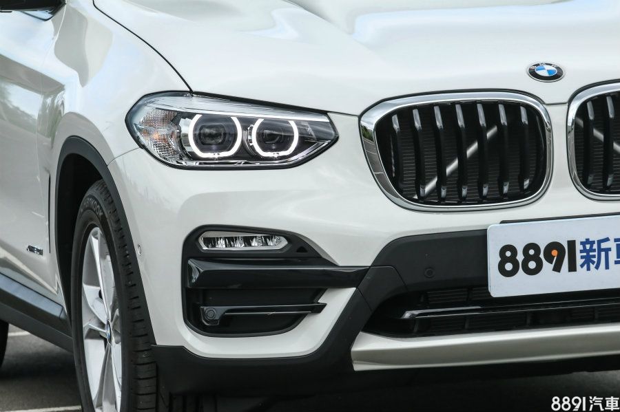 Mercedes-BenzGLC