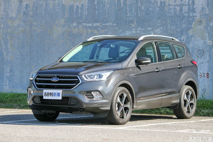 （圖為19年式180時尚經典型）