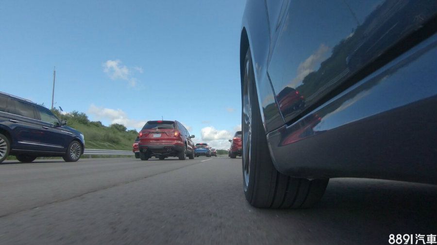 報告指出，目前全球耗費在通勤以及塞車的時間上，數字高達1.6億小時，可謂十分驚人。