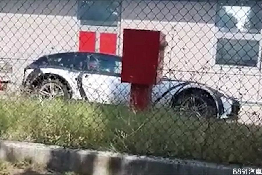 (圖為Purosangue測試車)