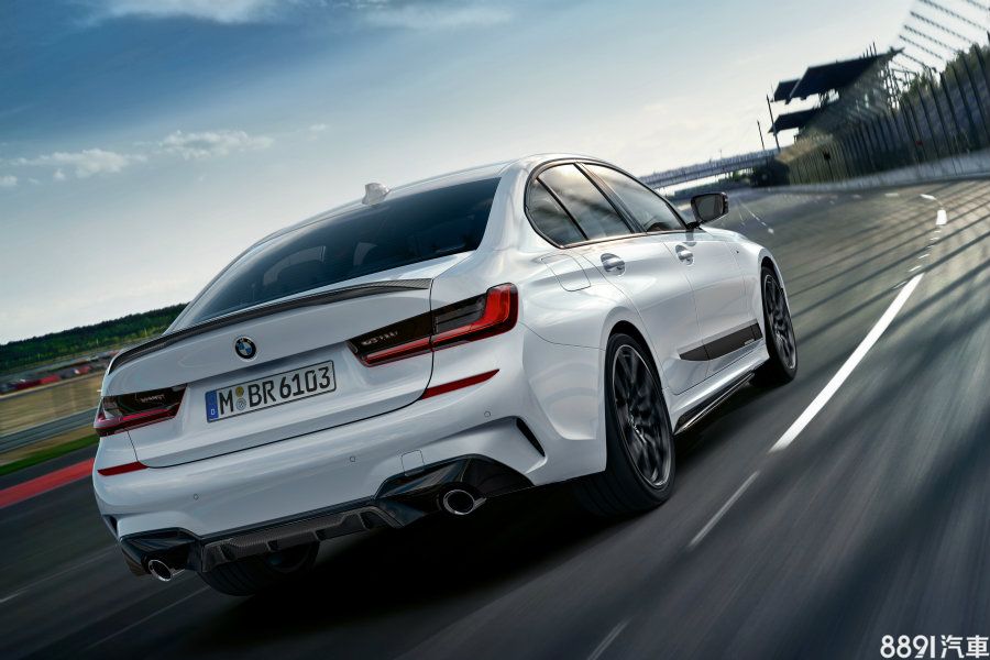 預告頁面中，原廠亦放上了一段M Performance Parts套件宣傳短片，預期將隨3系列上市後一併推出。