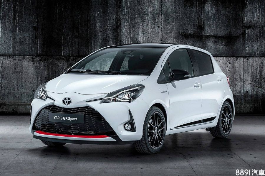 2018巴黎車展上推出的Yaris GR Sport，為歐洲首款GR Sport車型。