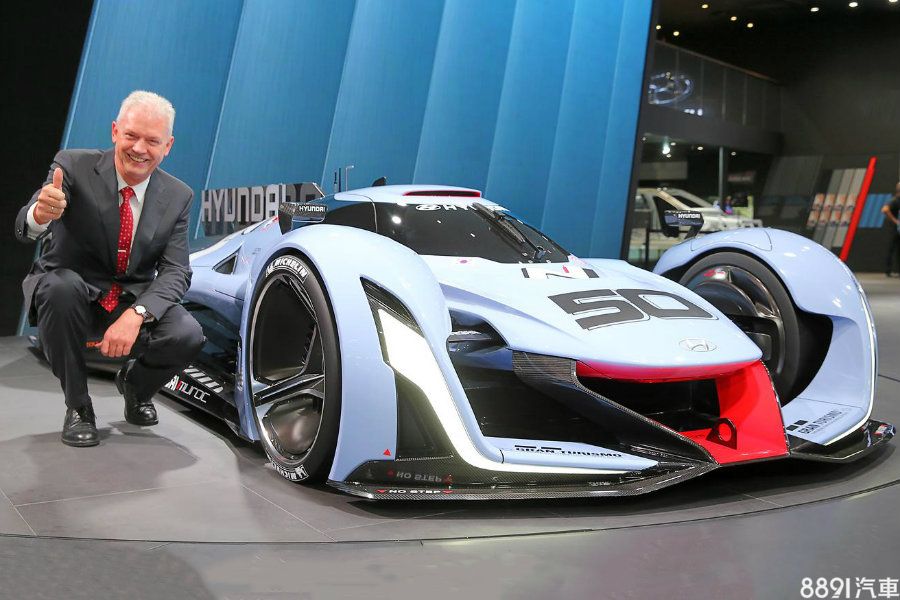 2015年，原廠曾打造Hyundai N 2025 Vision Gran Turismo概念車，在搭載兩組氫燃料儲存槽、四具電動馬達以及超級電容下，可擁有871hp最大輸出。