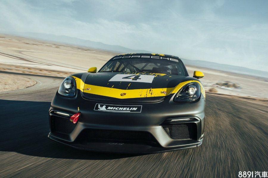 Cayman GT4 Clubsport所採用的天然纖維複合材料,據原廠聲稱,無論是重量與剛性,皆可媲美碳纖維材料