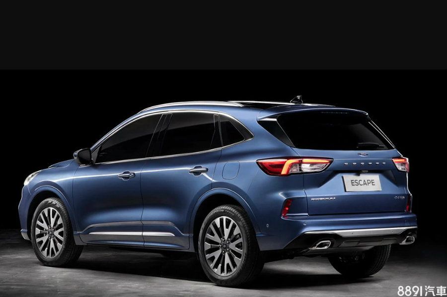 圖為Titanium版本。