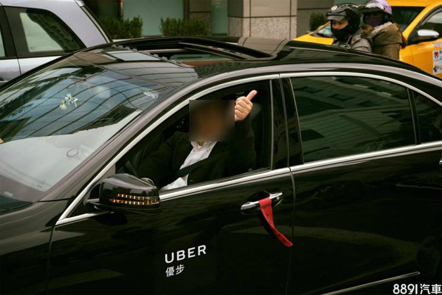 日前部份Uber駕駛認為法規配套措施未臻完善，希望政府能聆聽基層訴求。（圖片取自於Uber台灣司機聯盟臉書）